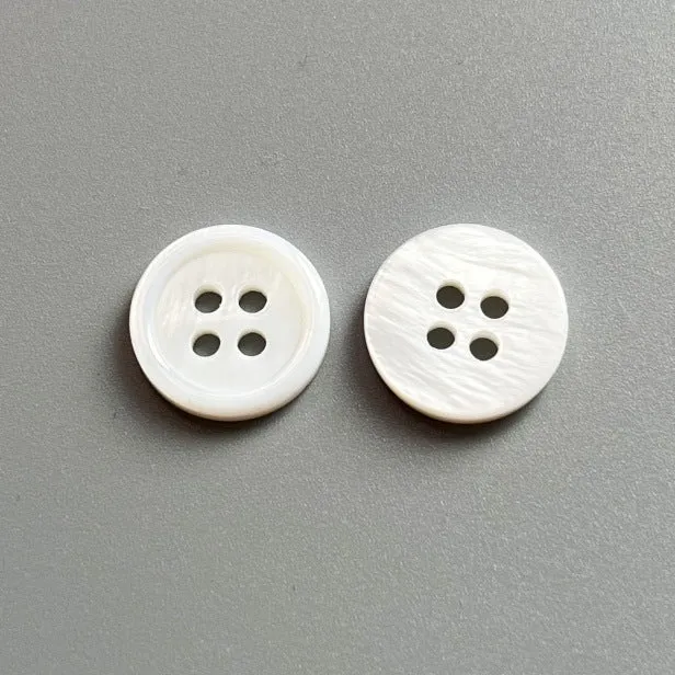 14L-24L Round Edge Four-Hole Natural White Pearl Shell Buttons 40pcs