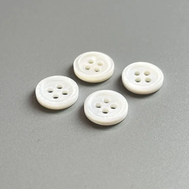 14L-24L Round Edge Four-Hole Natural White Pearl Shell Buttons 40pcs