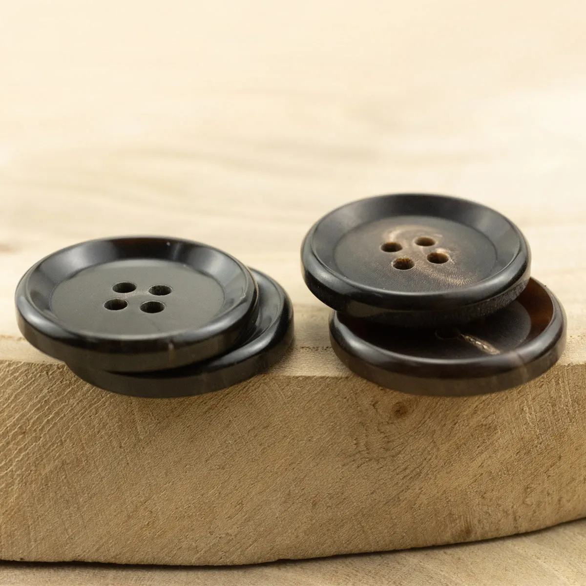 15-25mm Vintage Dark Coffee Black Genuine Horn Buttons 10pcs