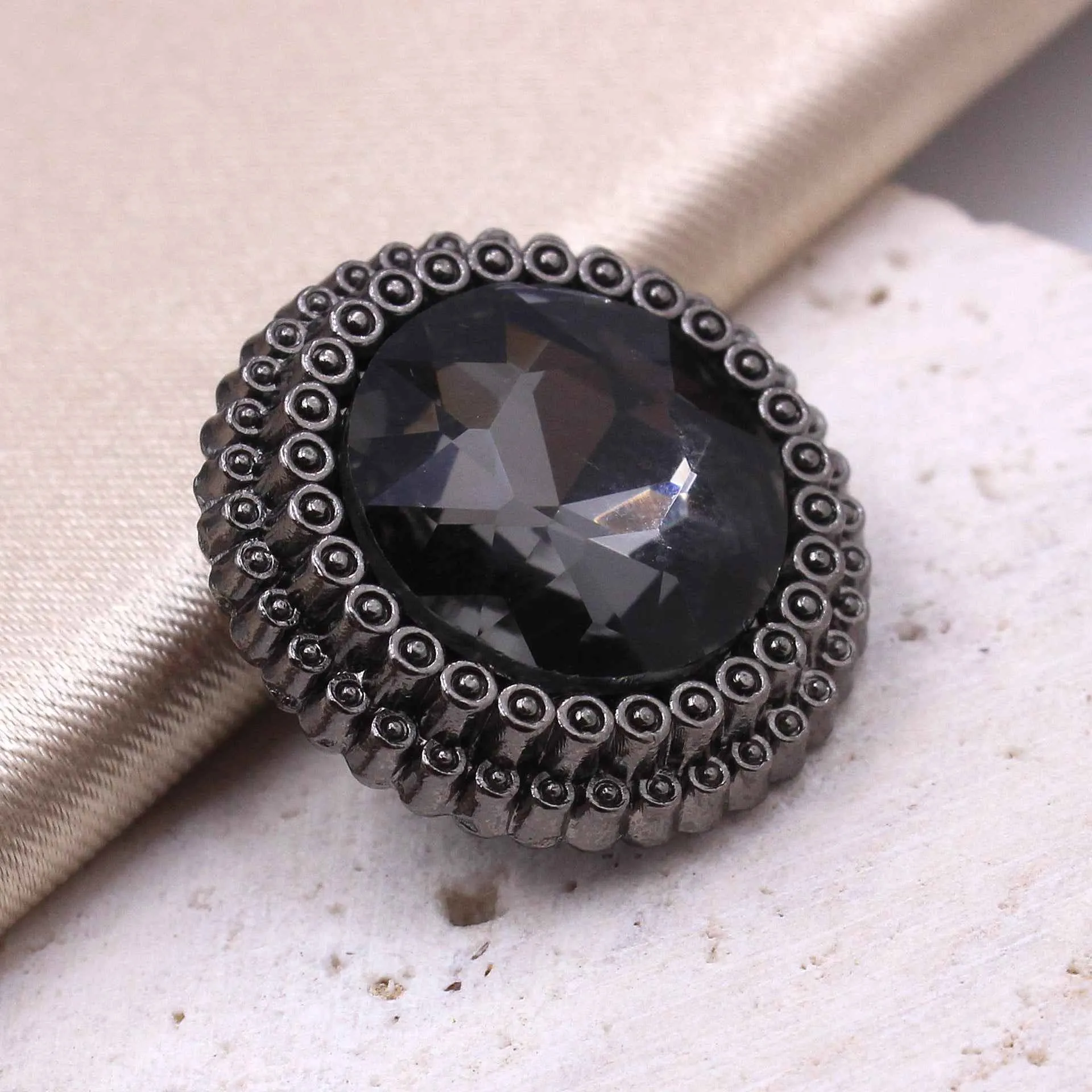 19mm/22mm Round Glass Rhinestone Metal Buttons 40 Pack(4 Colors)