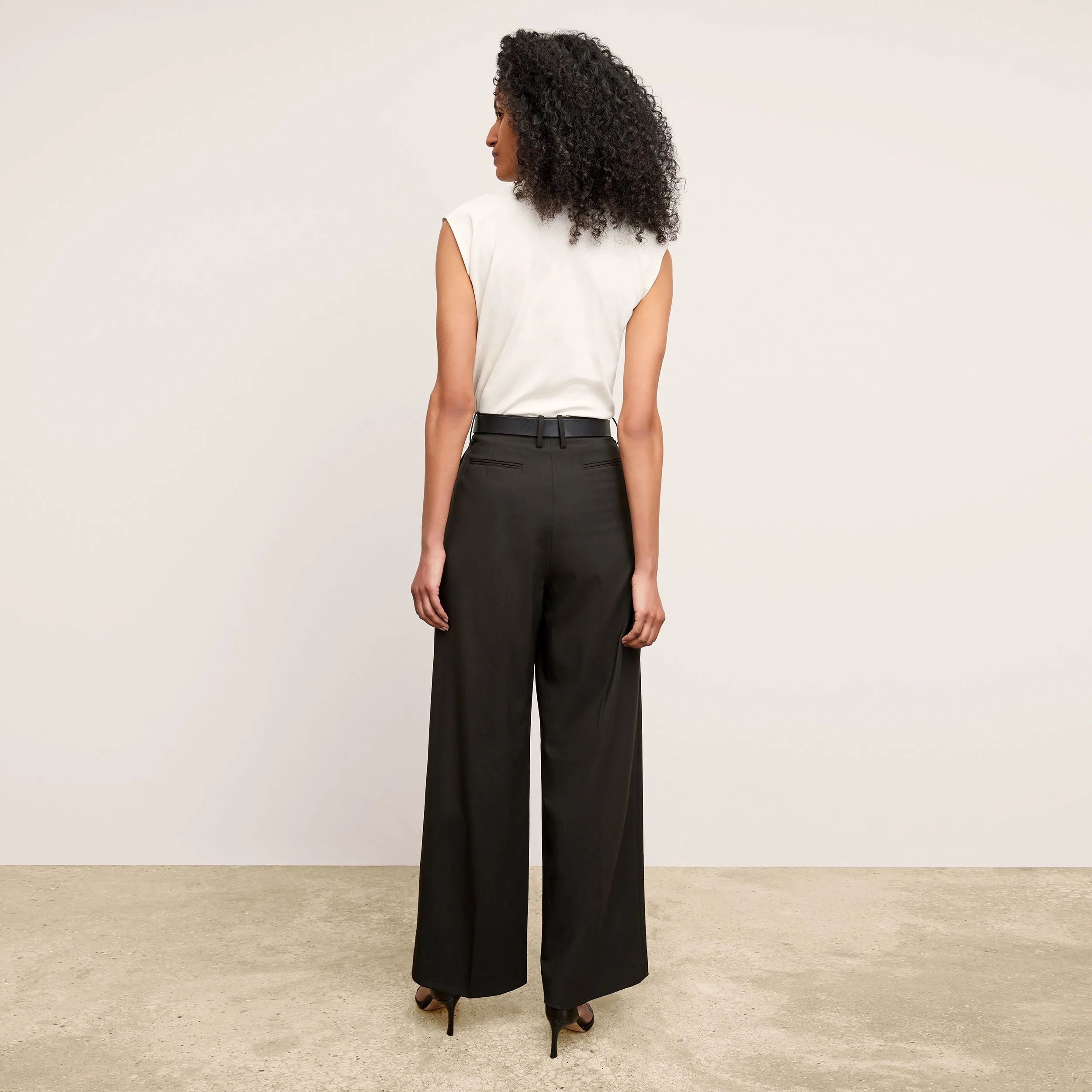Alina Muscle Tee - Organic Pima Cotton :: Ivory