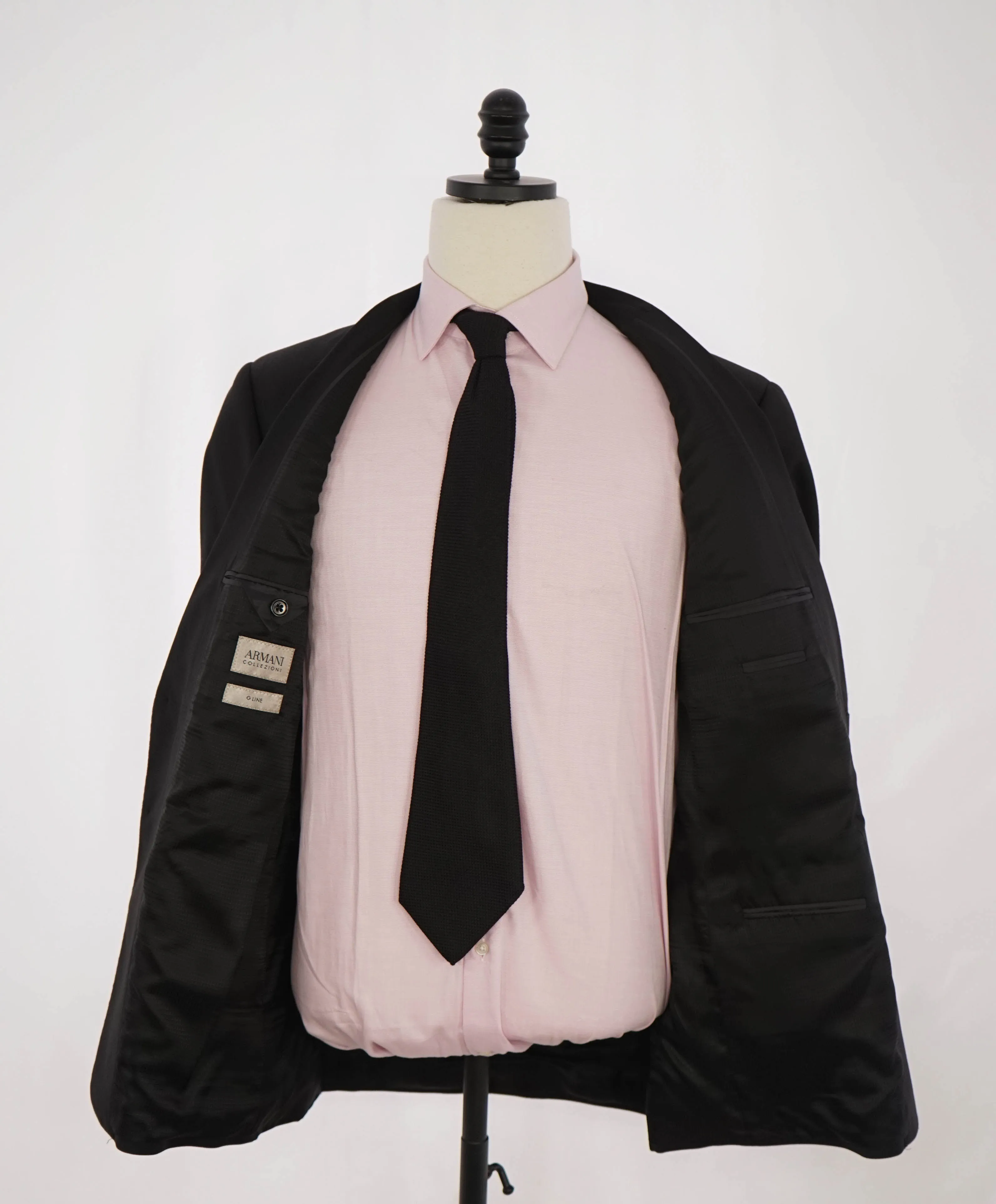 ARMANI COLLEZIONI -  "G Line" Modern Solid Black Notch Lapel Suit - 40R