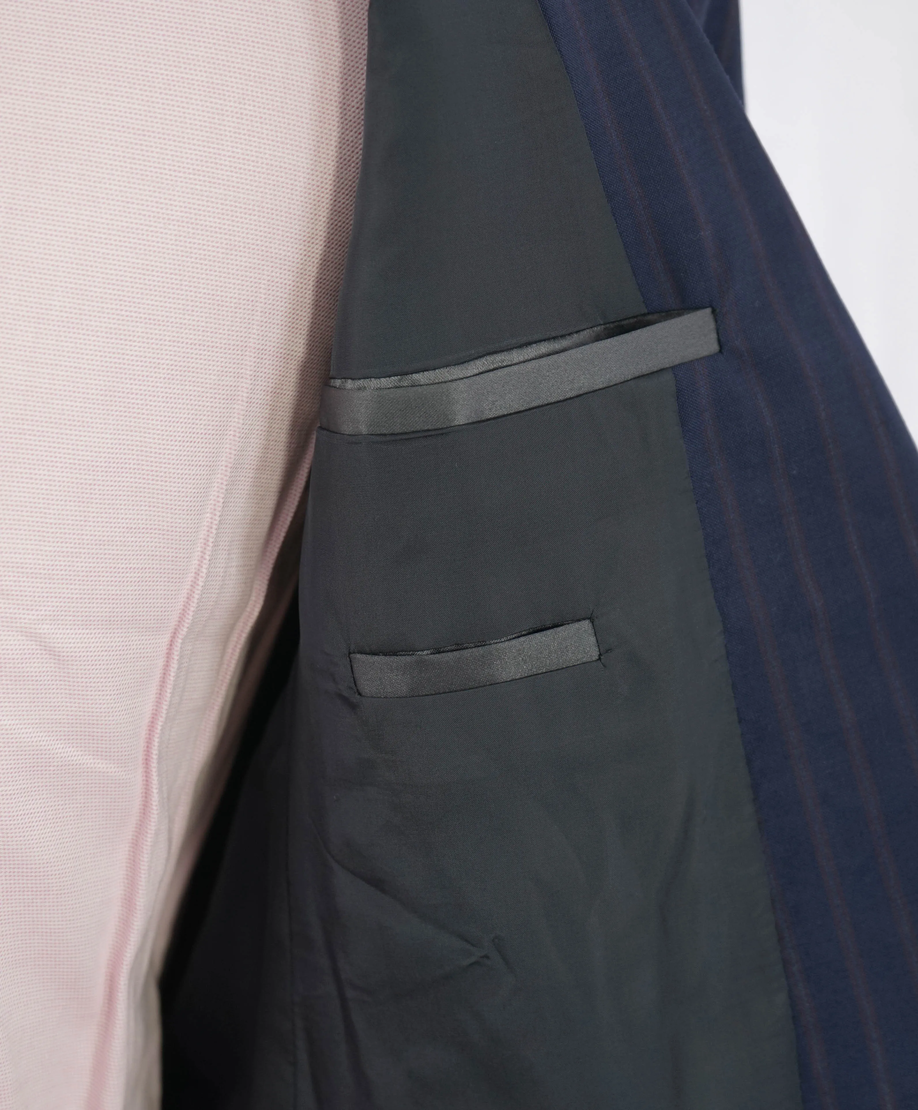ARMANI COLLEZIONI - “S Line” SLIM Red & Blue Rope Stripe PREMIUM Suit - 40L