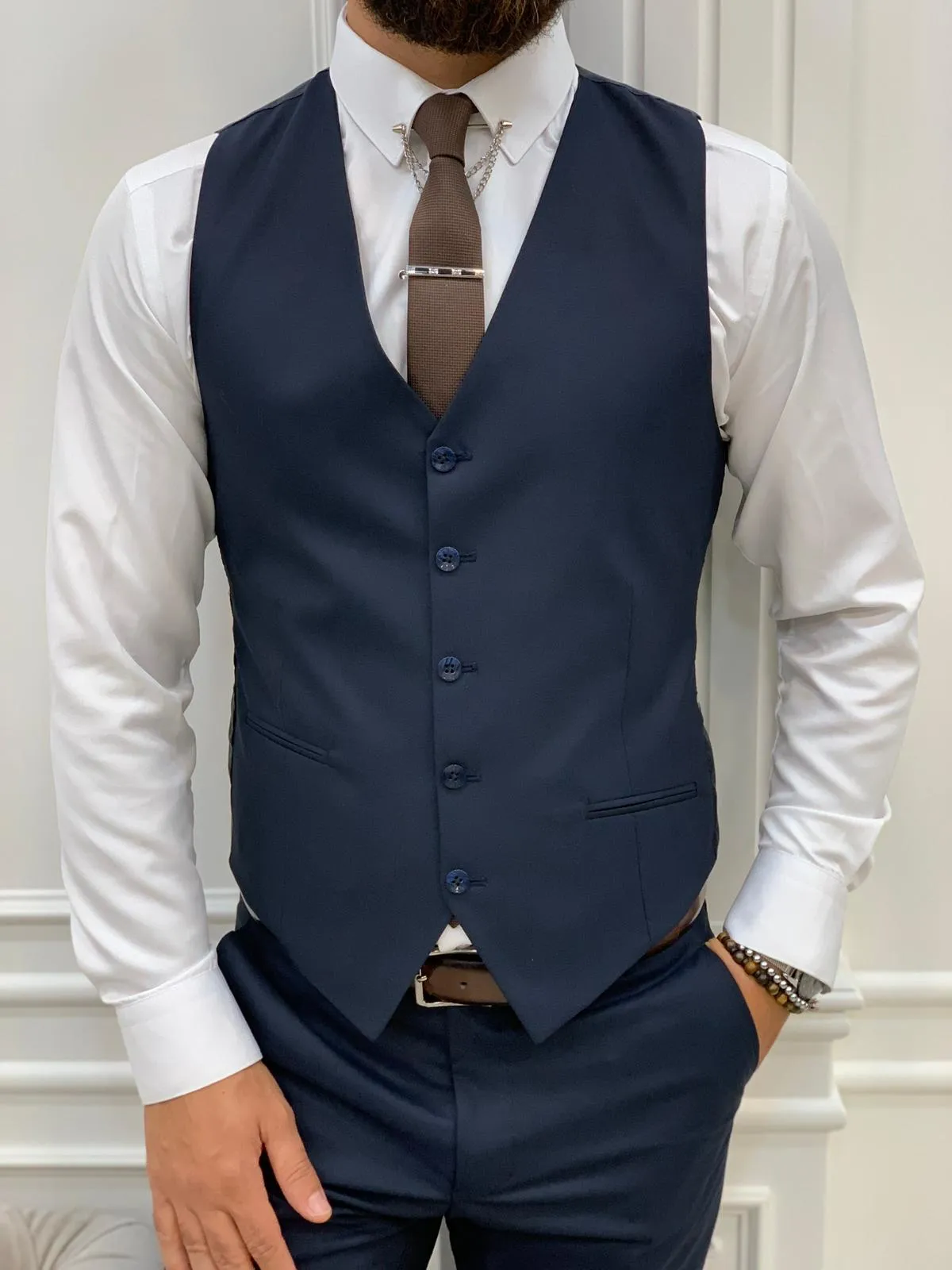 Barrua Navy Blue Slim Fit Peak Lapel Striped Suit - Sophisticated Elegance