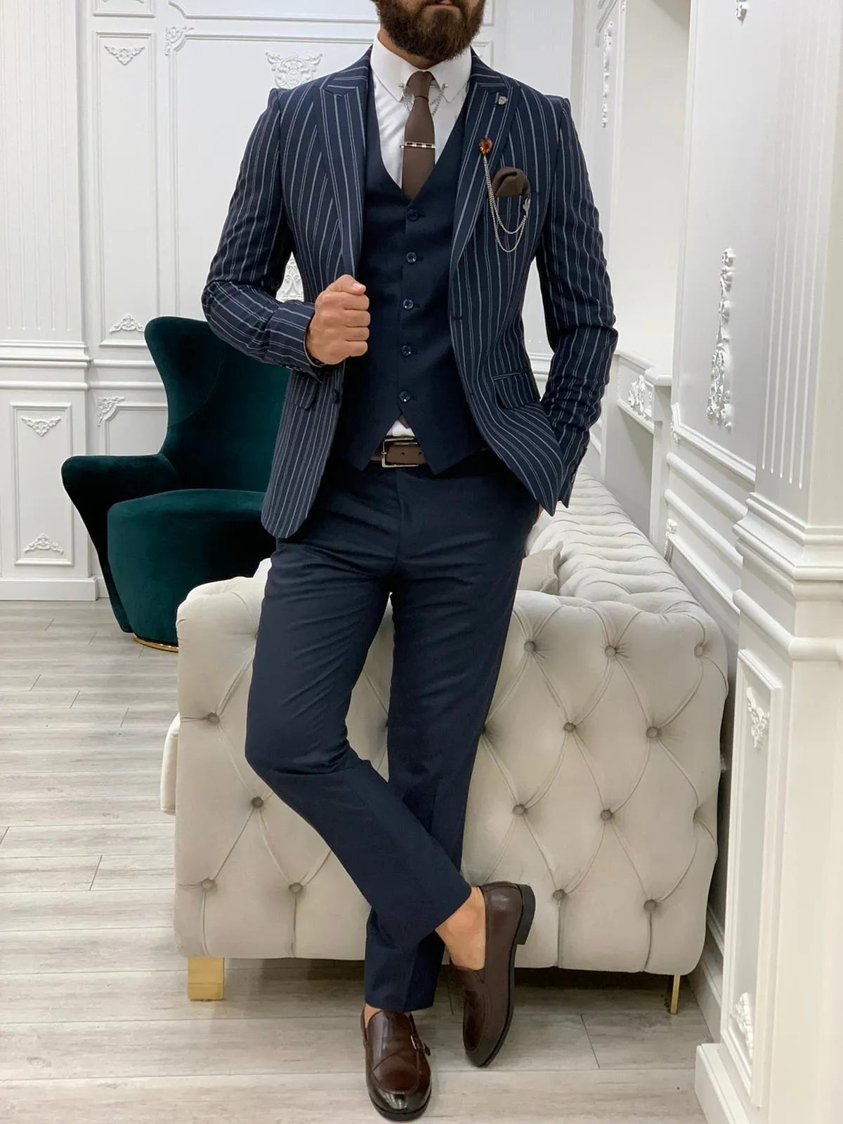 Barrua Navy Blue Slim Fit Peak Lapel Striped Suit - Sophisticated Elegance