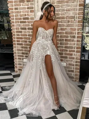 Beach Wedding Dresses For Bride Elegant Lace Boho Wedding Gowns Strapless Sleeveless High Split Princess Bride Dresses