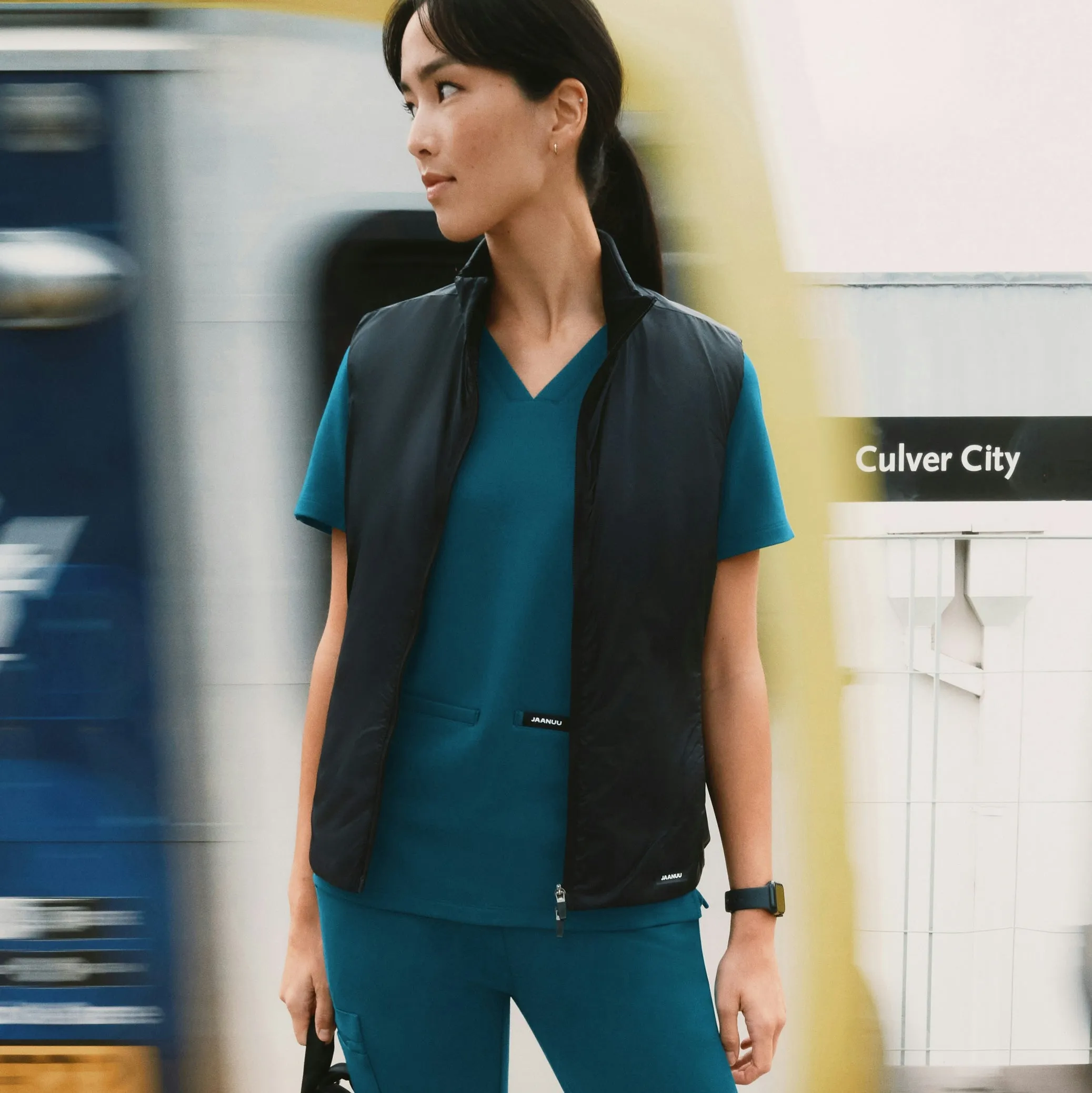 Cesi Slim ULTRAsoft Scrub Top - Caribbean Blue