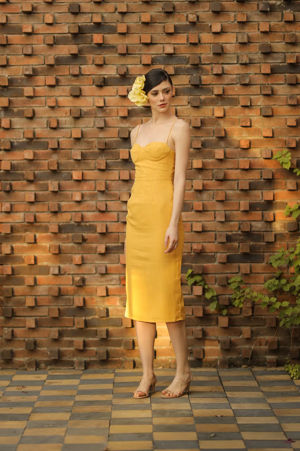 CHIQUITA Sweetheart Midi Dress with Thin Straps (Yellow Chambray)