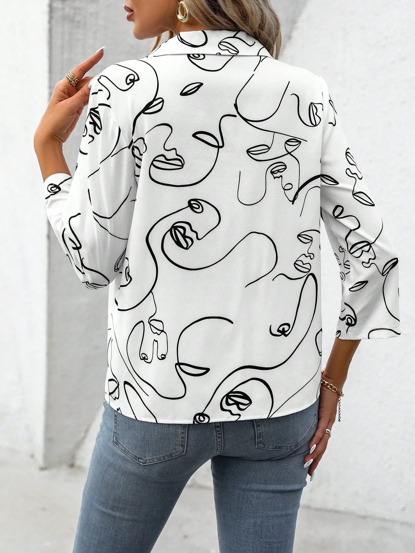Essnce Solid Color Long Sleeve Blouse
