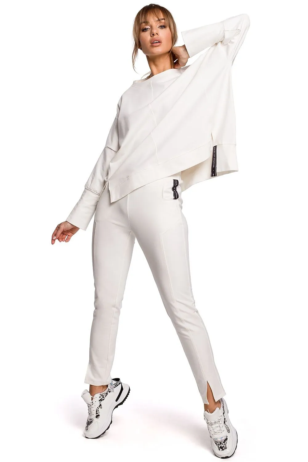 Front Slit Straight-Leg Trousers