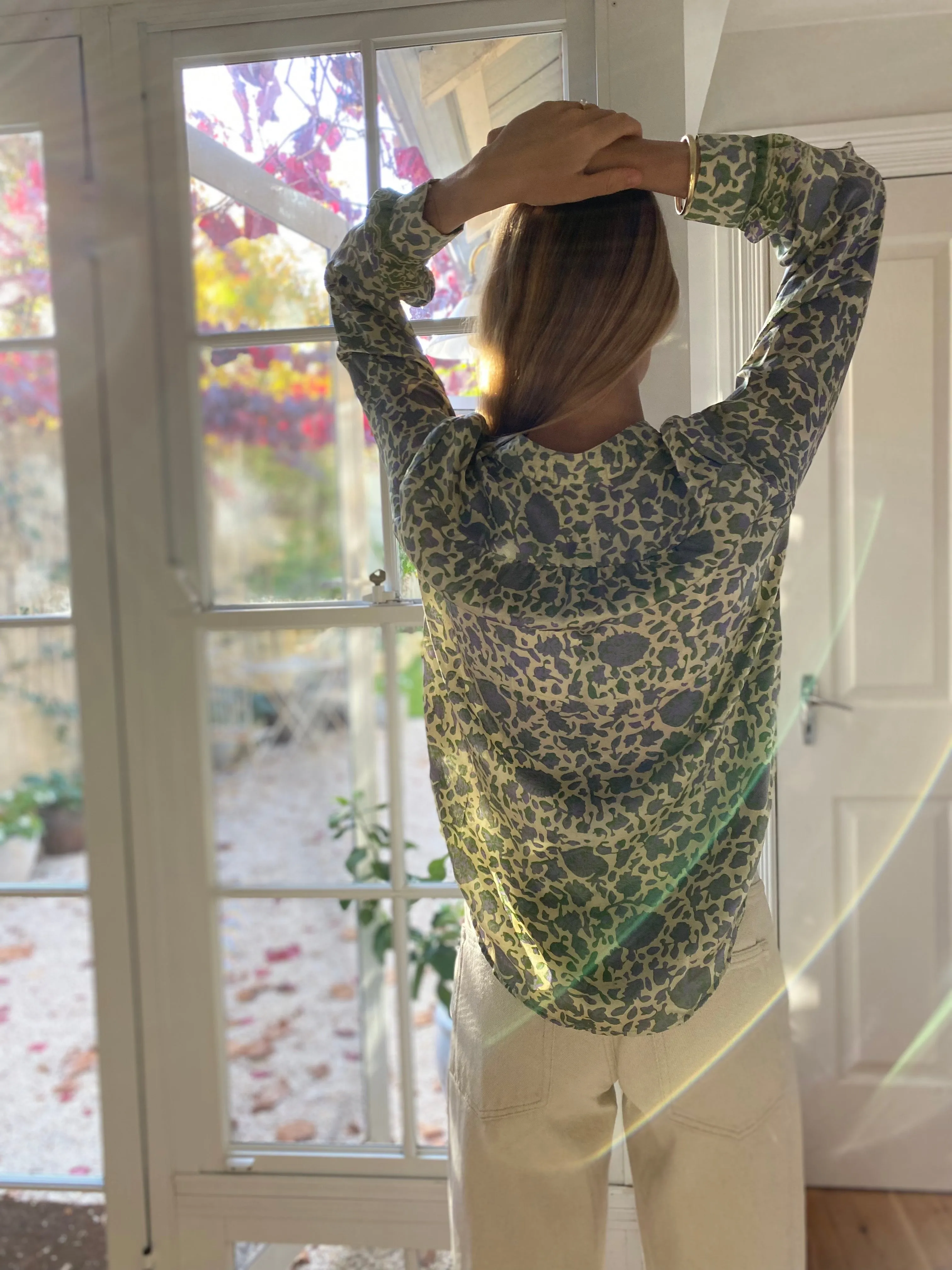 HOTEL The Fleurs Silk Blouse in Mauve