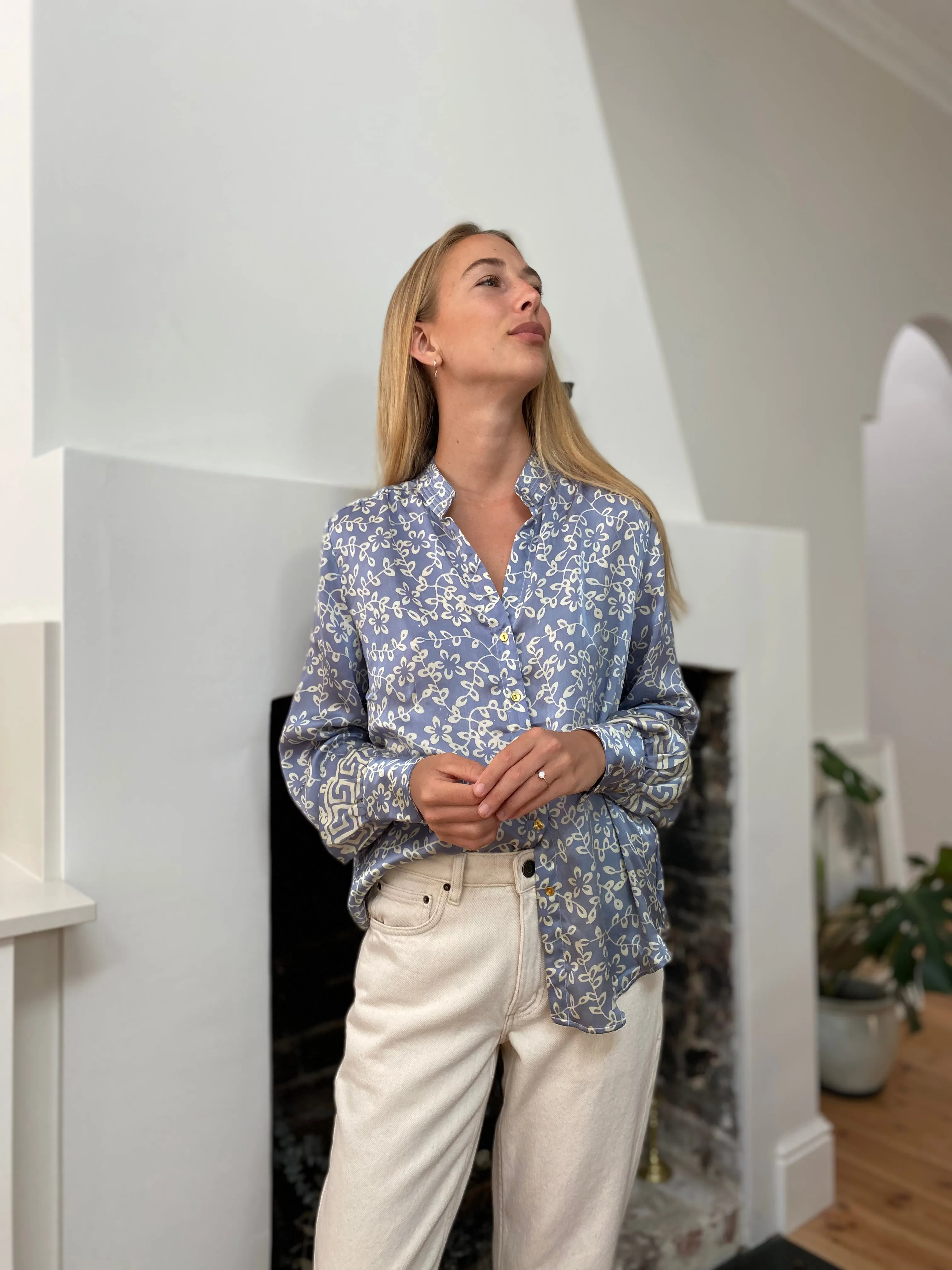 HOTEL The Fleurs Silk Blouse in Soft Blue