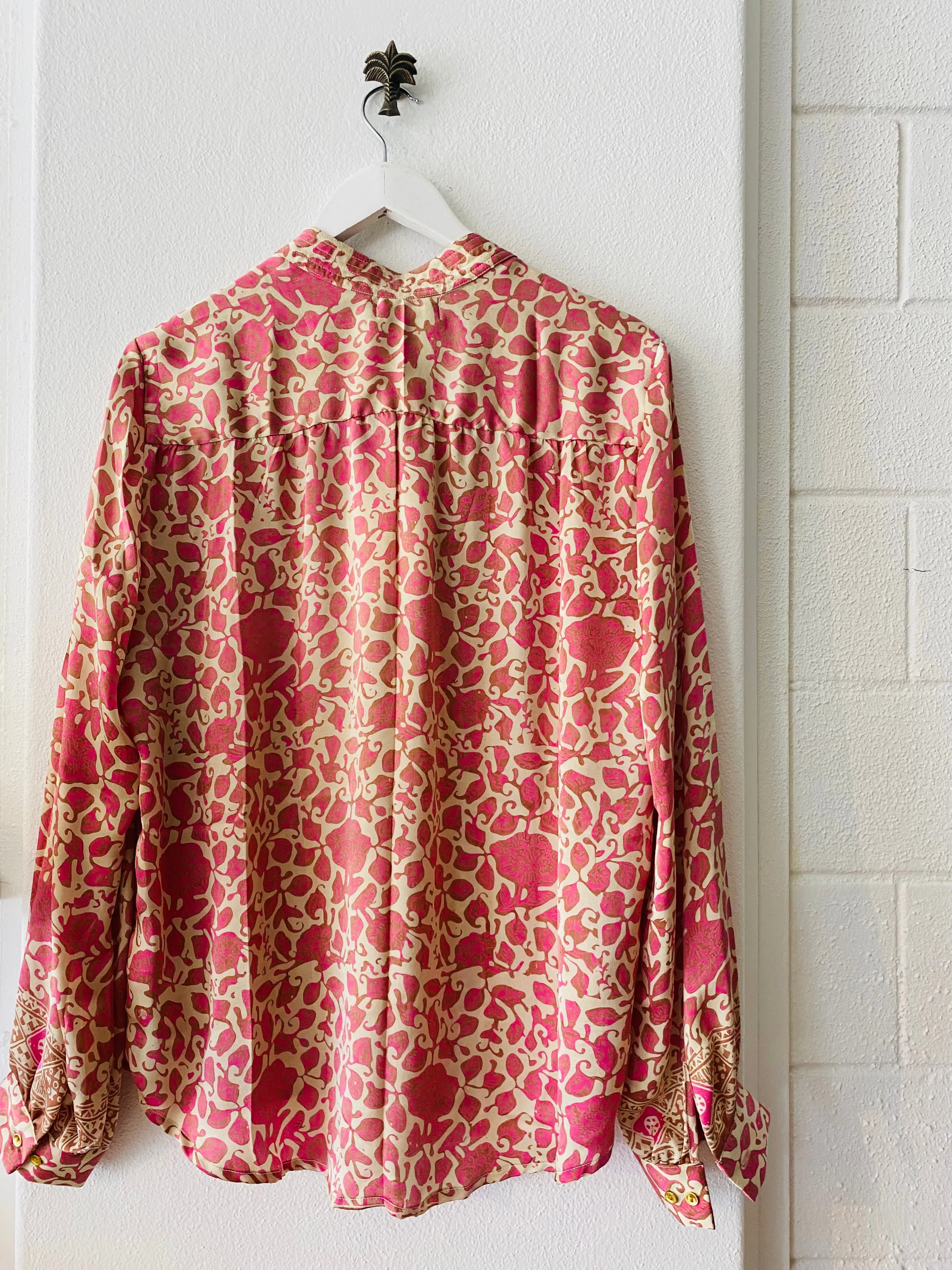 HOTEL The Fleurs Silk Blouse in Soft Pink