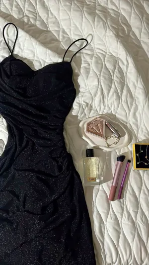 JazzHer Elegant Sheath Spaghetti Straps Black Long Prom Dresses Sequin Party Dress (PRE-ORDER)