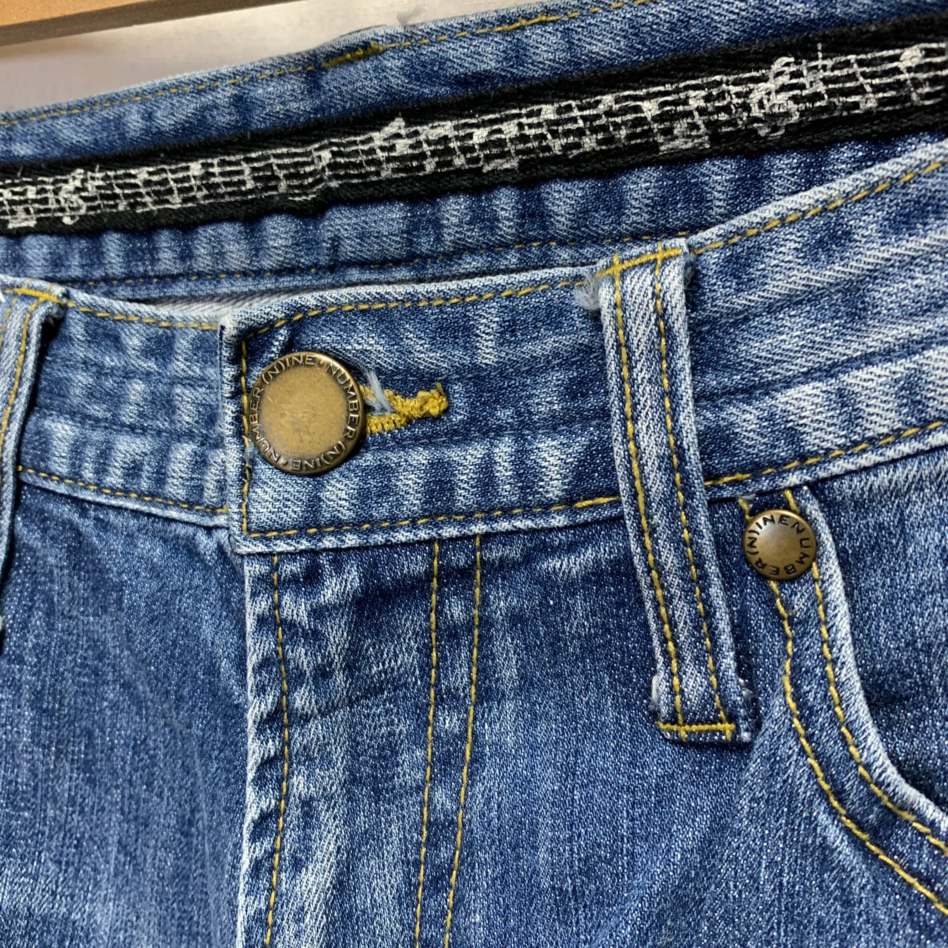 [L] Number Nine x Loveless Distressed Denim Jeans Indigo