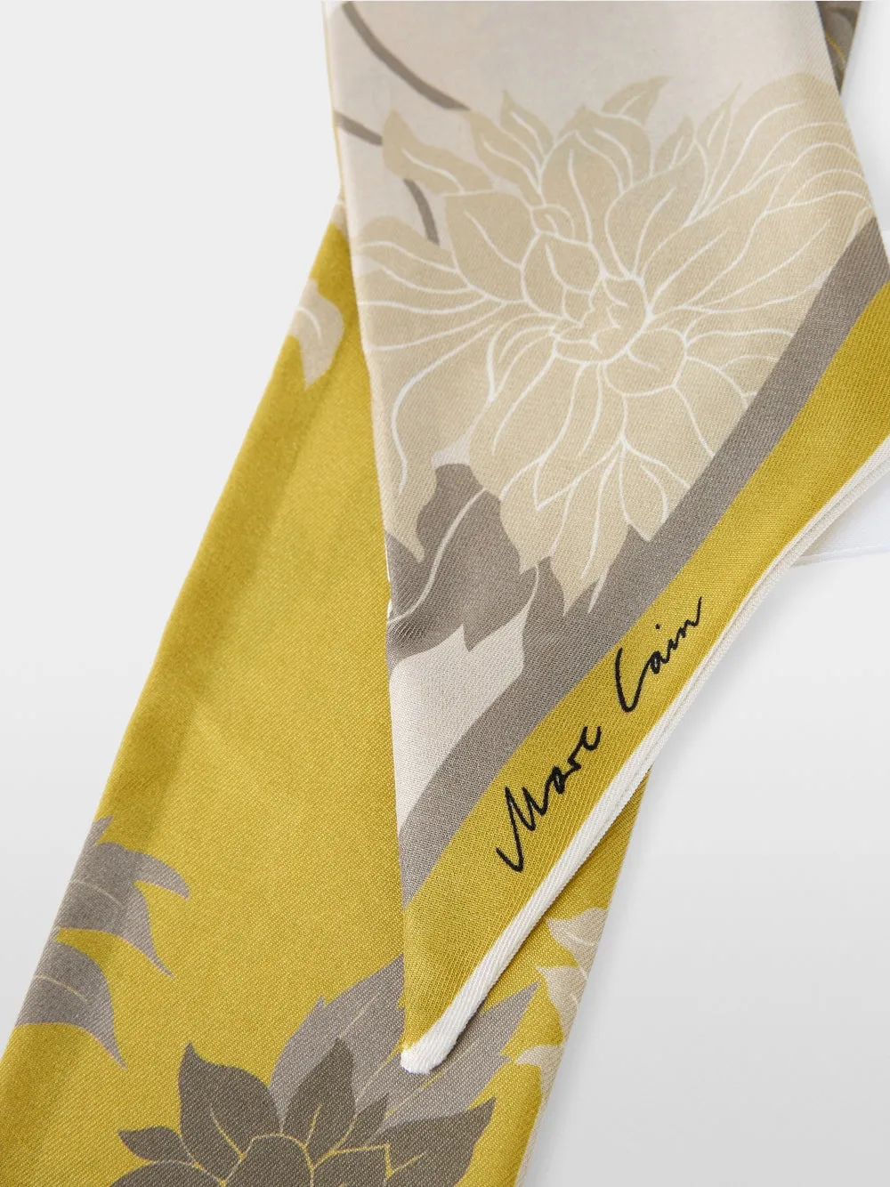 Marc Cain Sage Floral Silk tie with print