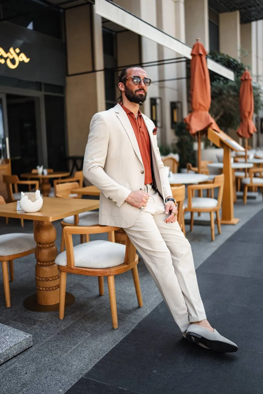 Men's Beige Mono Collar Slim Fit Suit