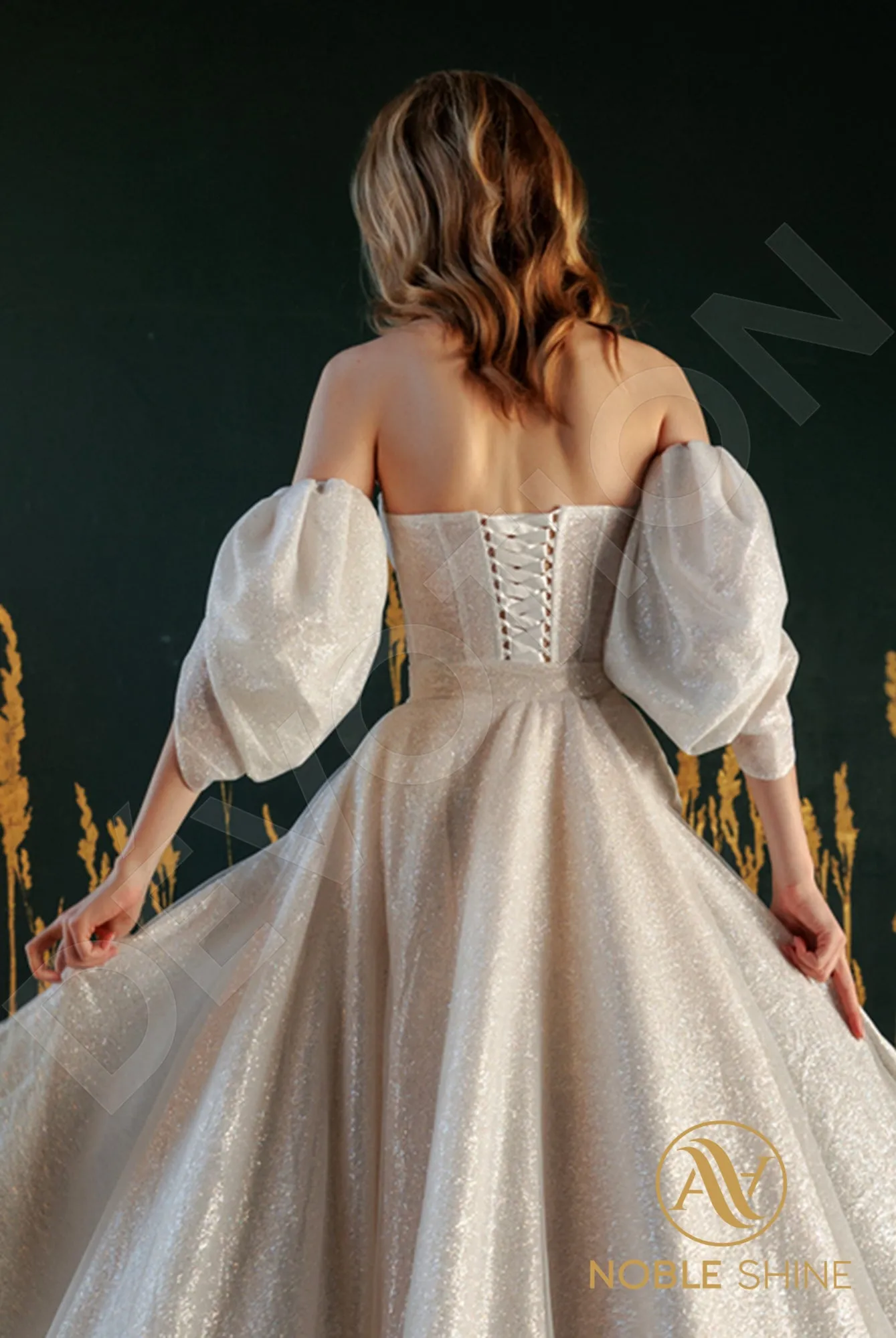 Mersayl Sheath/Column Sweetheart Pearl Silver Wedding dress