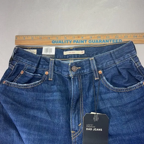 NWT Levi’s Dad Fit Straight Leg Capri Blue Jeans Womens Size 28 Mid Rise Pants