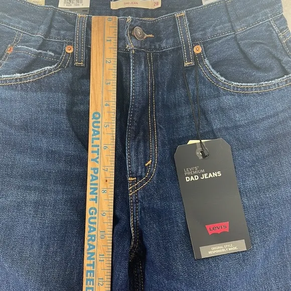 NWT Levi’s Dad Fit Straight Leg Capri Blue Jeans Womens Size 28 Mid Rise Pants