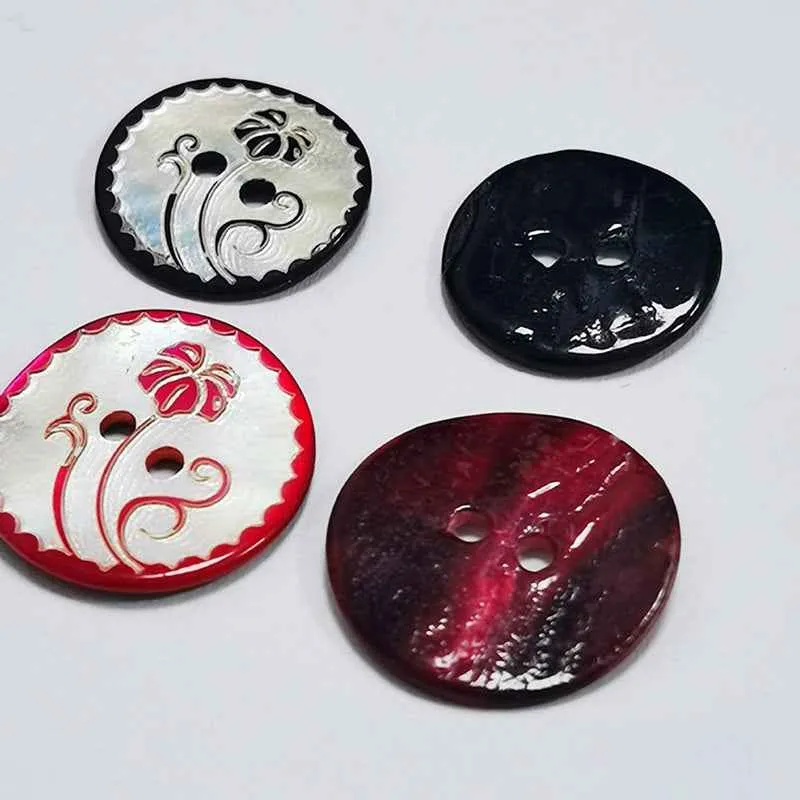 Round 2-Hole Mother of Pearl Shell Buttons Red/Black Floral 100 Pack