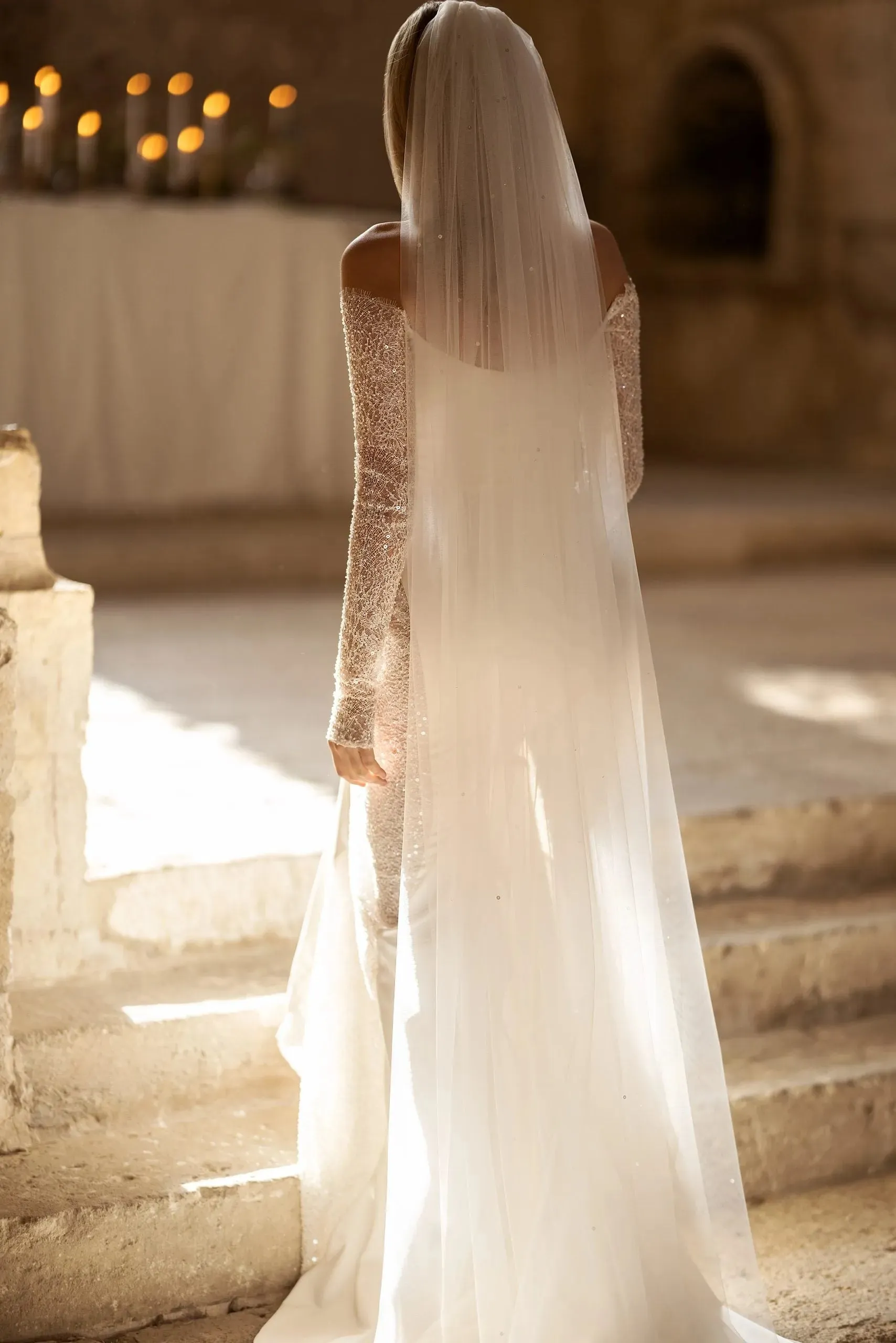 Sexy Backless Wedding Dresses For Women Gorgeous Satin Elegant Off Shoulder Long Sleeves Slimming Simple Mopping Bride Gowns