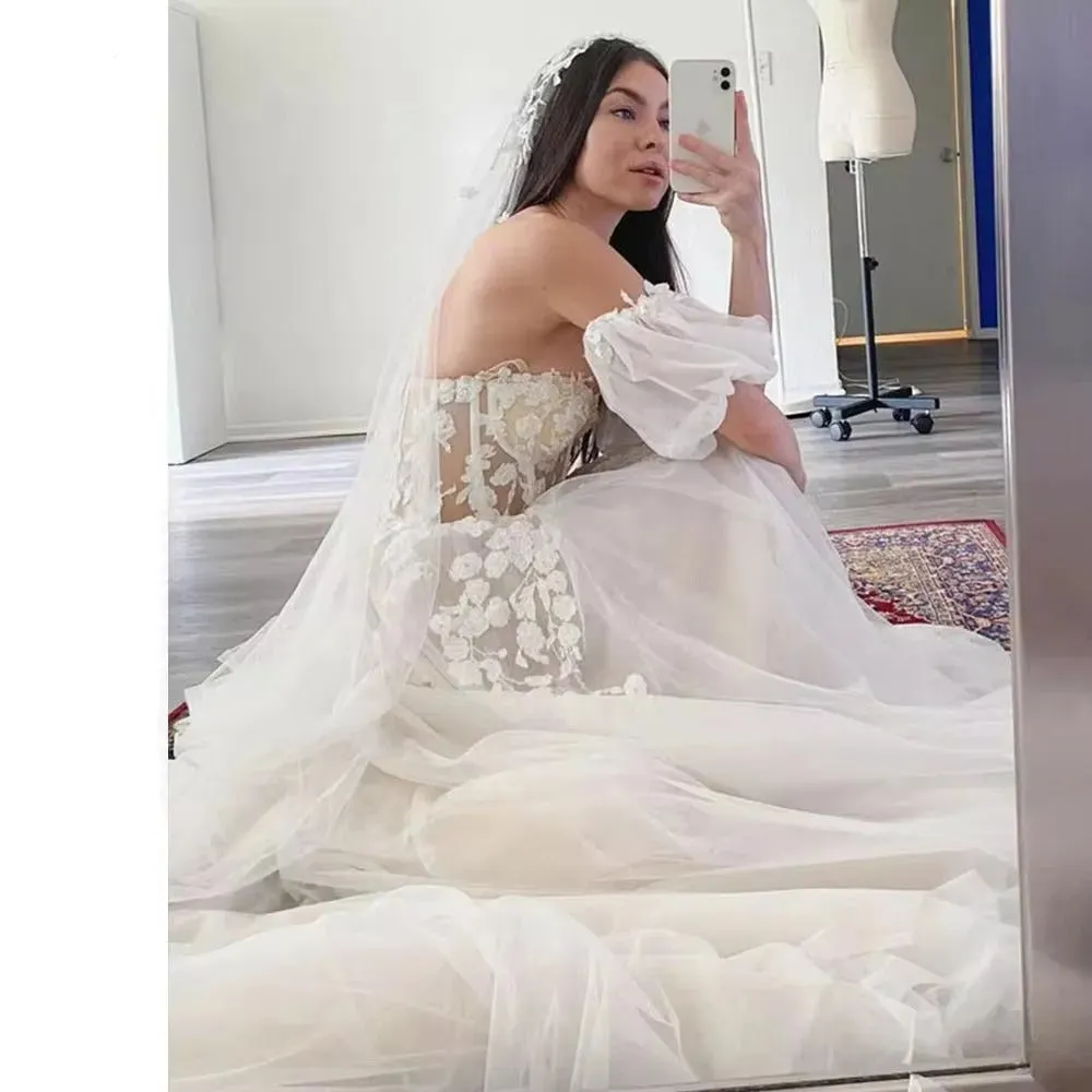 Short Puff Sleeves 3D lace Wedding Dresses Champagne Liner Tulle Appliques Formal Bridal Gowns Women