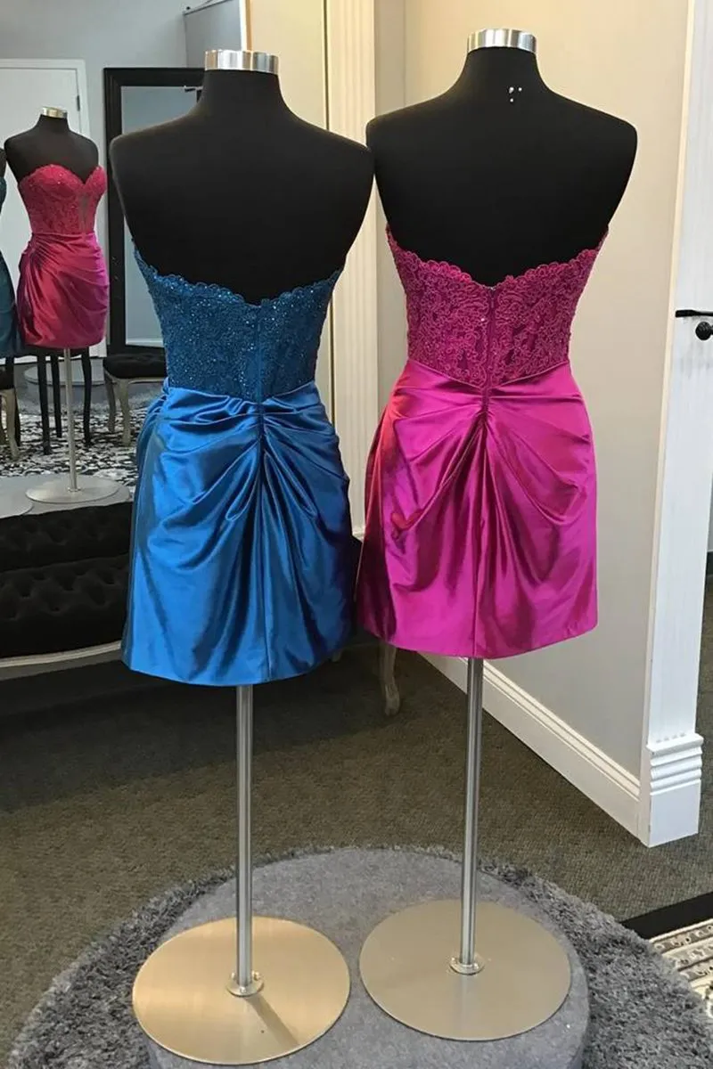 Sparkly Strapless Beaded Appliques Homecoming Dresses