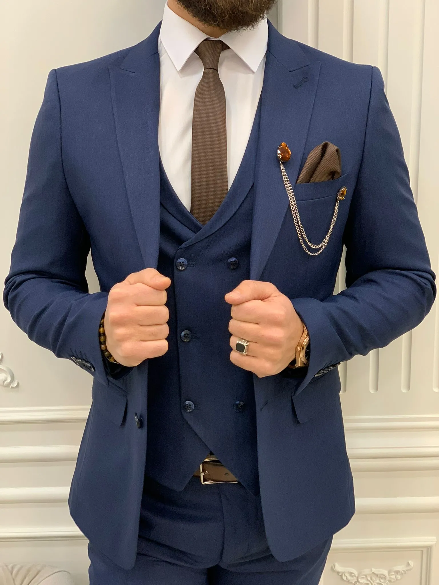 Stefano Navy Blue Slim Fit Suit - A Versatile Three-Piece Ensemble