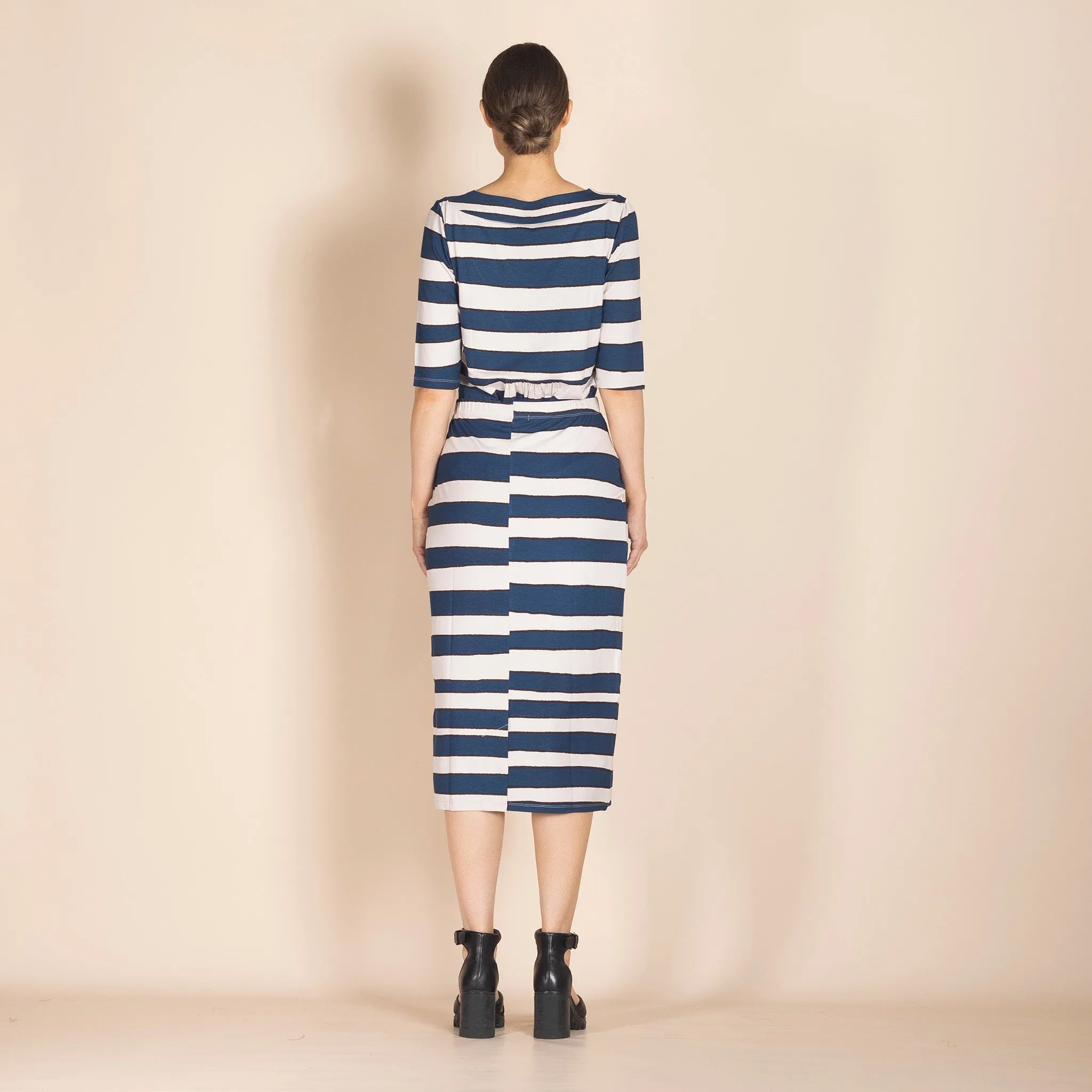 stripes pencil skirt