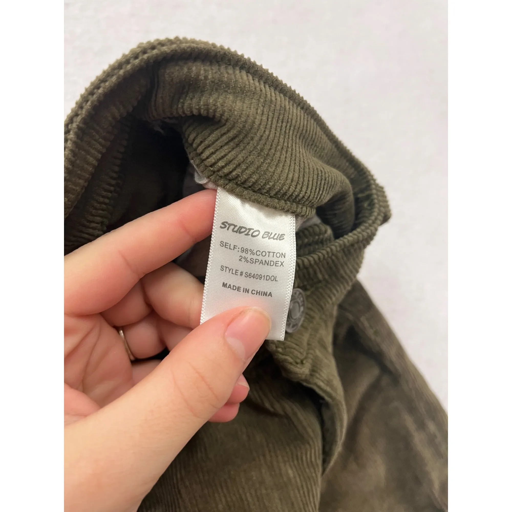 Studio Blue Womens Olive Green Corduroy Pants Size 29 Cotton Blend Stretch Slim Fit #6856