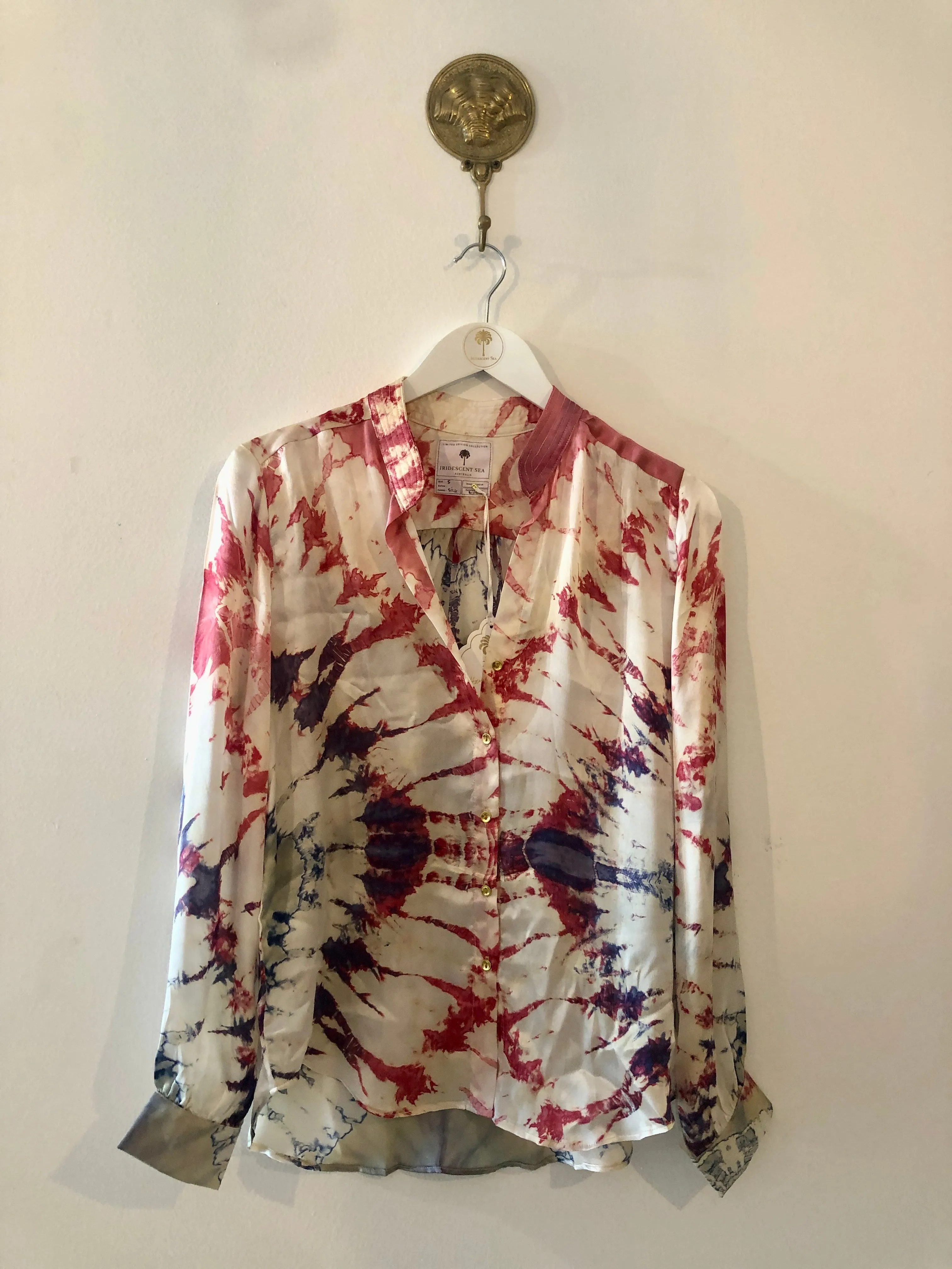 The Havana Silk Blouse in Playa