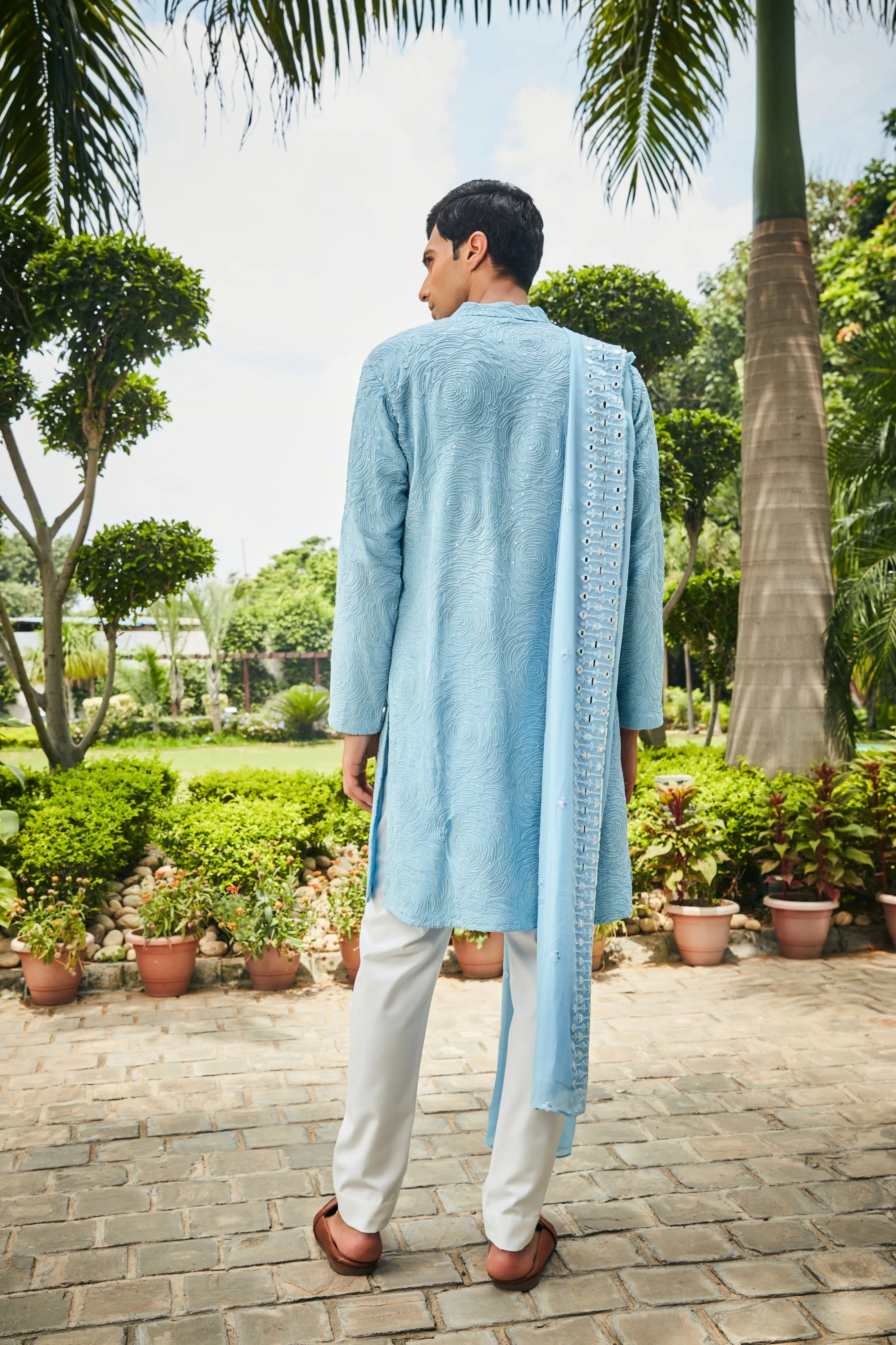 Udvah Kurta Set
