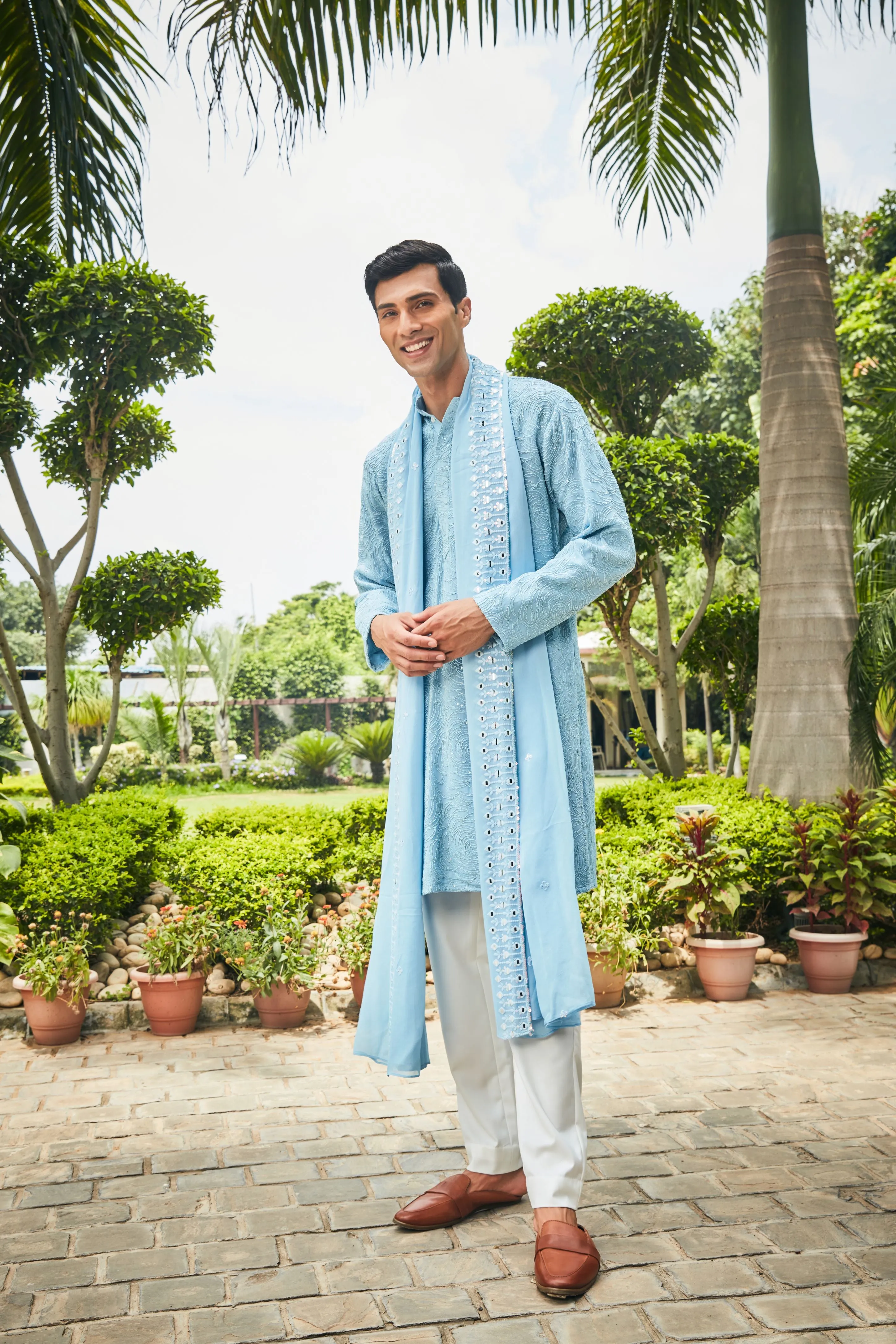 Udvah Kurta Set