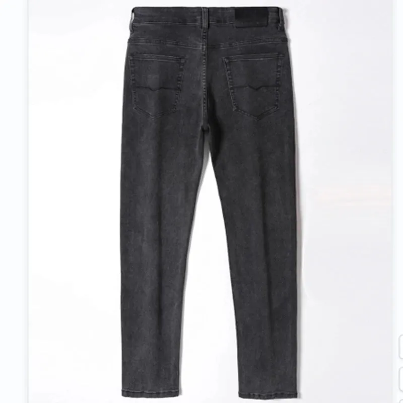 UrbanEdge Slim Fit Skinny Jeans