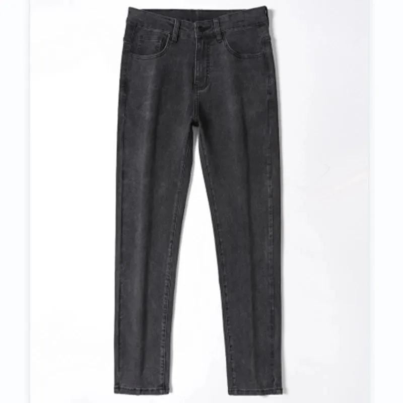 UrbanEdge Slim Fit Skinny Jeans