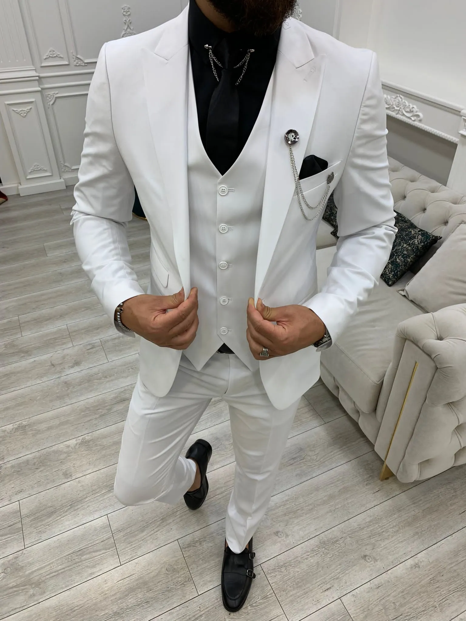Wilson White Slim Fit Peak Lapel Suit - A Versatile Three-Piece Ensemble