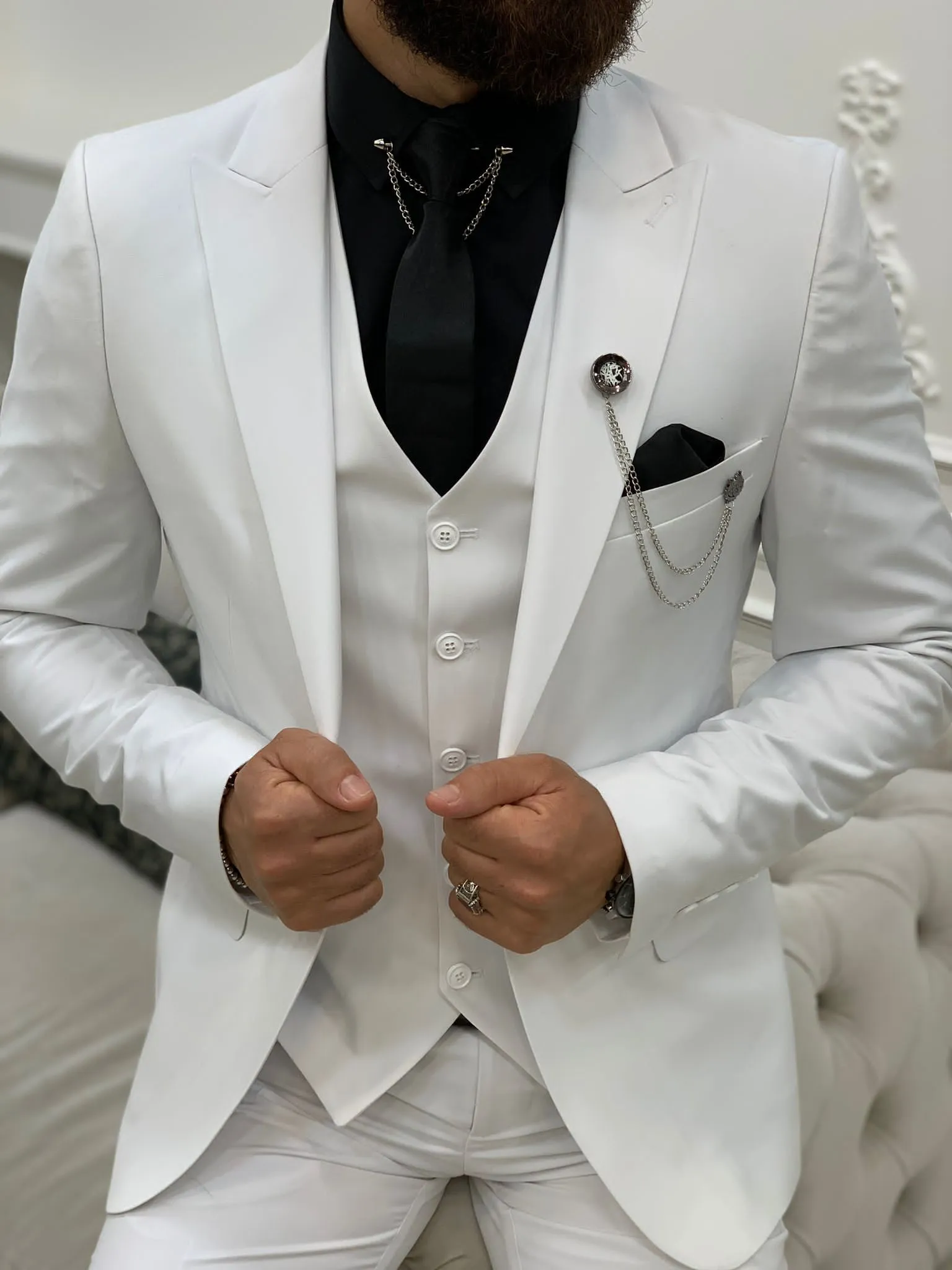 Wilson White Slim Fit Peak Lapel Suit - A Versatile Three-Piece Ensemble