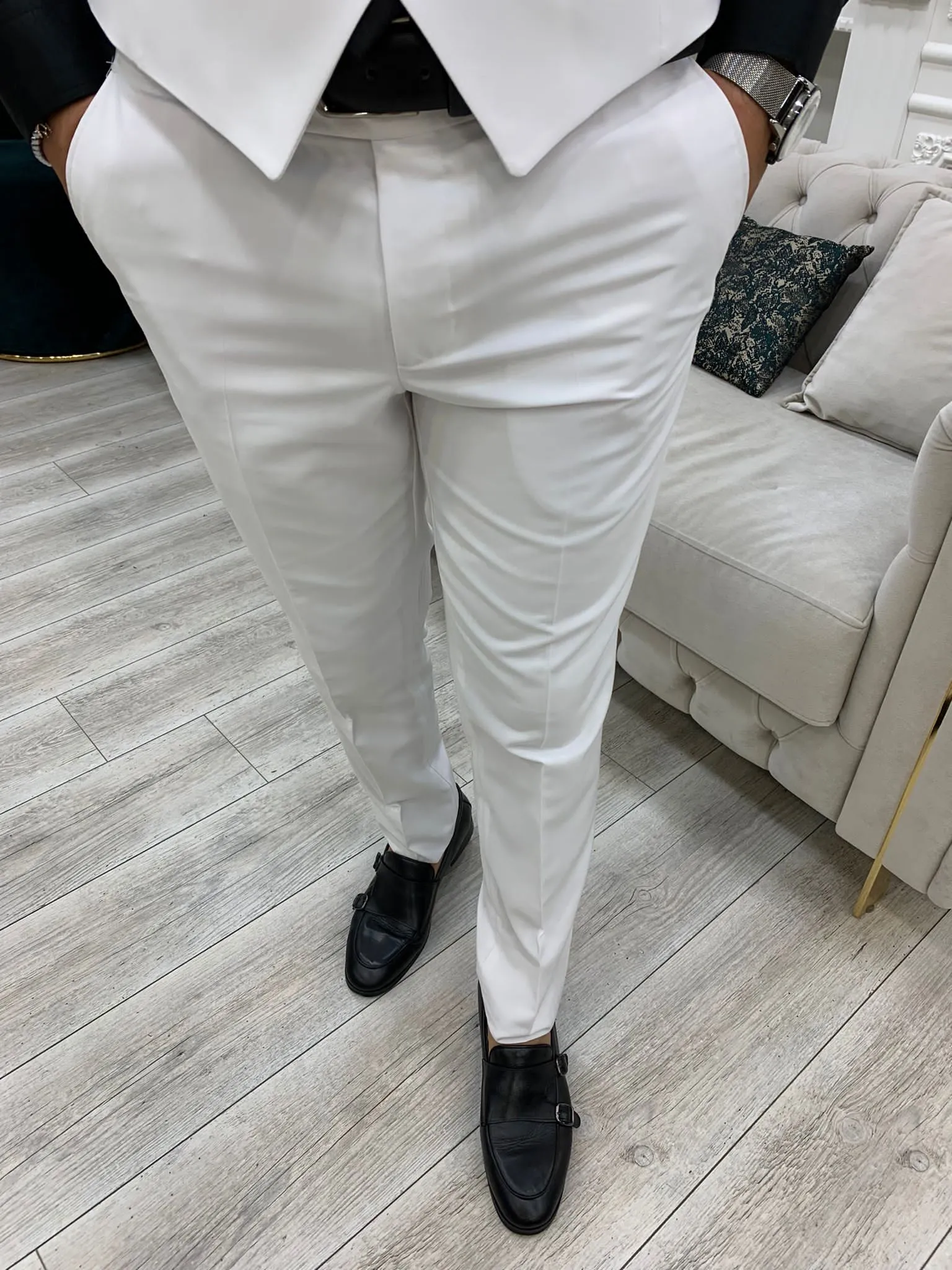 Wilson White Slim Fit Peak Lapel Suit - A Versatile Three-Piece Ensemble