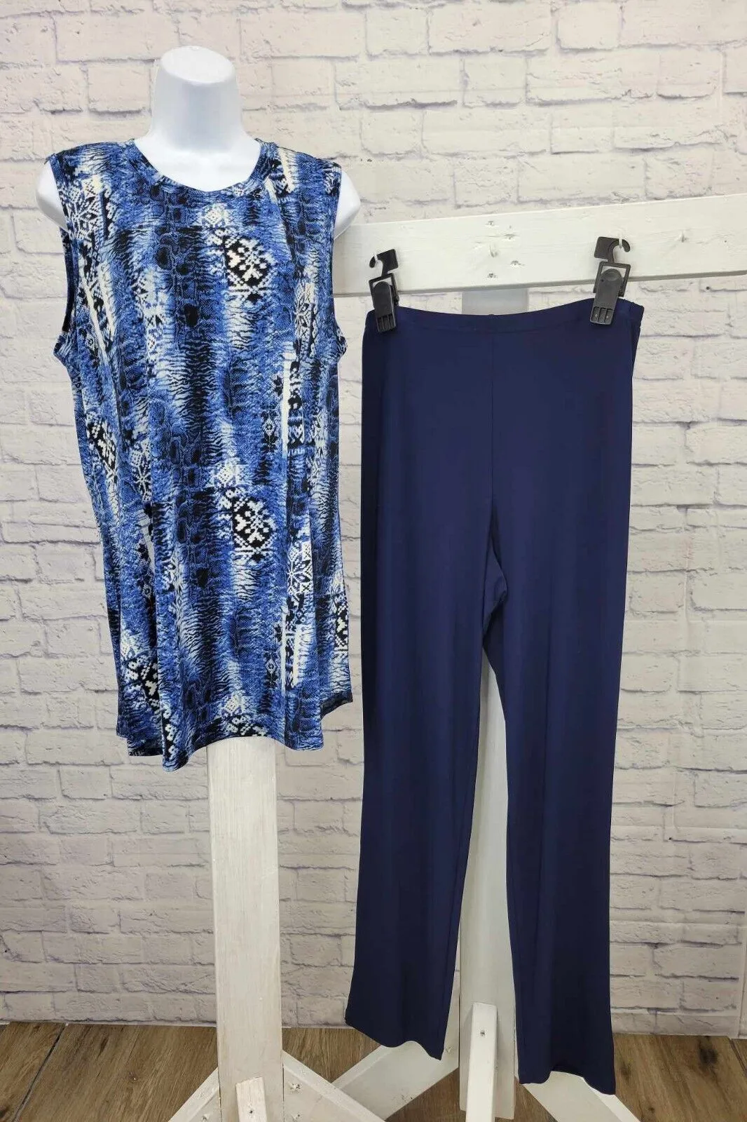 XXS NAVY A518207 Attitudes by Renee Petite Como Jersey 3Pc tunic, tank, and pant